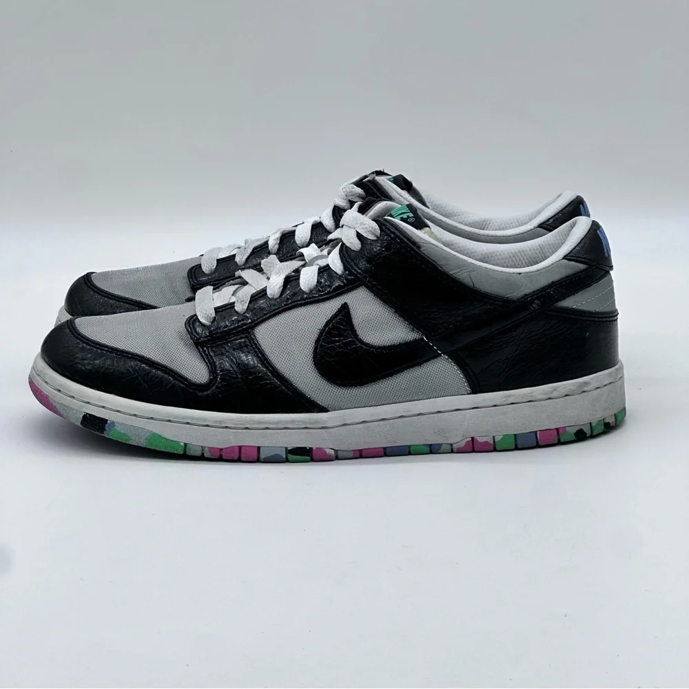Nike Dunk Low Sneakers. Size 9.5 - Picture 4 of 9